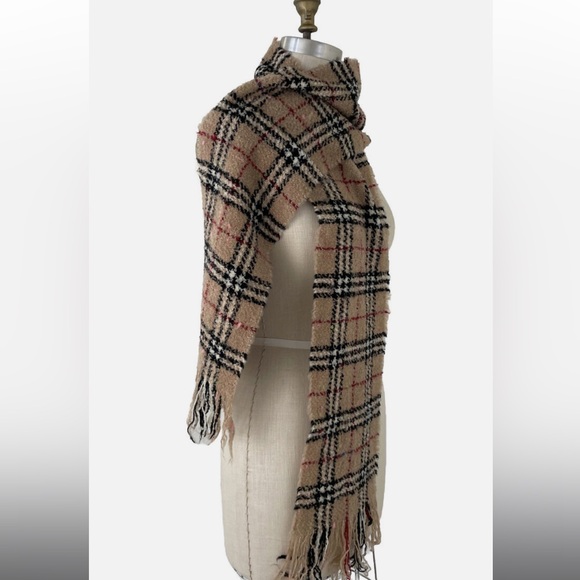 Burberry London Scarf - Picture 1 of 4